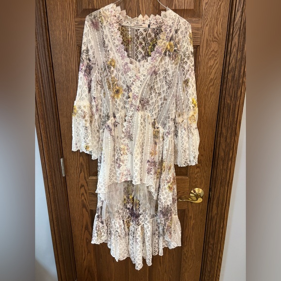 Lace vest - Picture 2 of 4